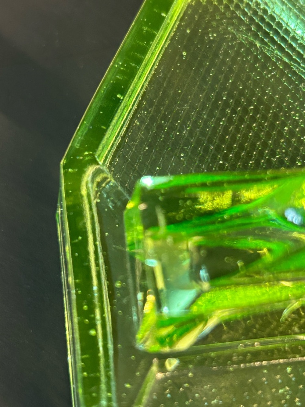 Vaseline Green Uranium Glass Salt & Pepper Shakers with Caddy Art Deco - Picture 9 of 11